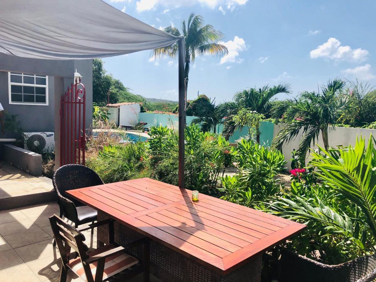 Advantage Apartments Curacao Willemstad Esterno foto