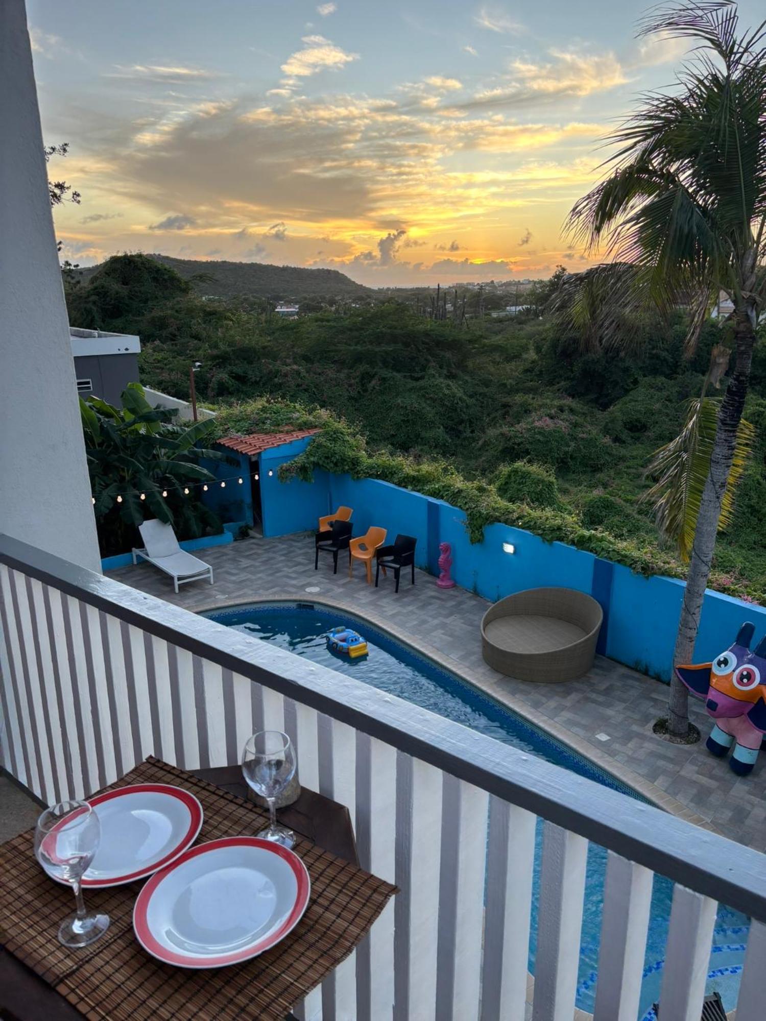 Advantage Apartments Curacao Willemstad Esterno foto