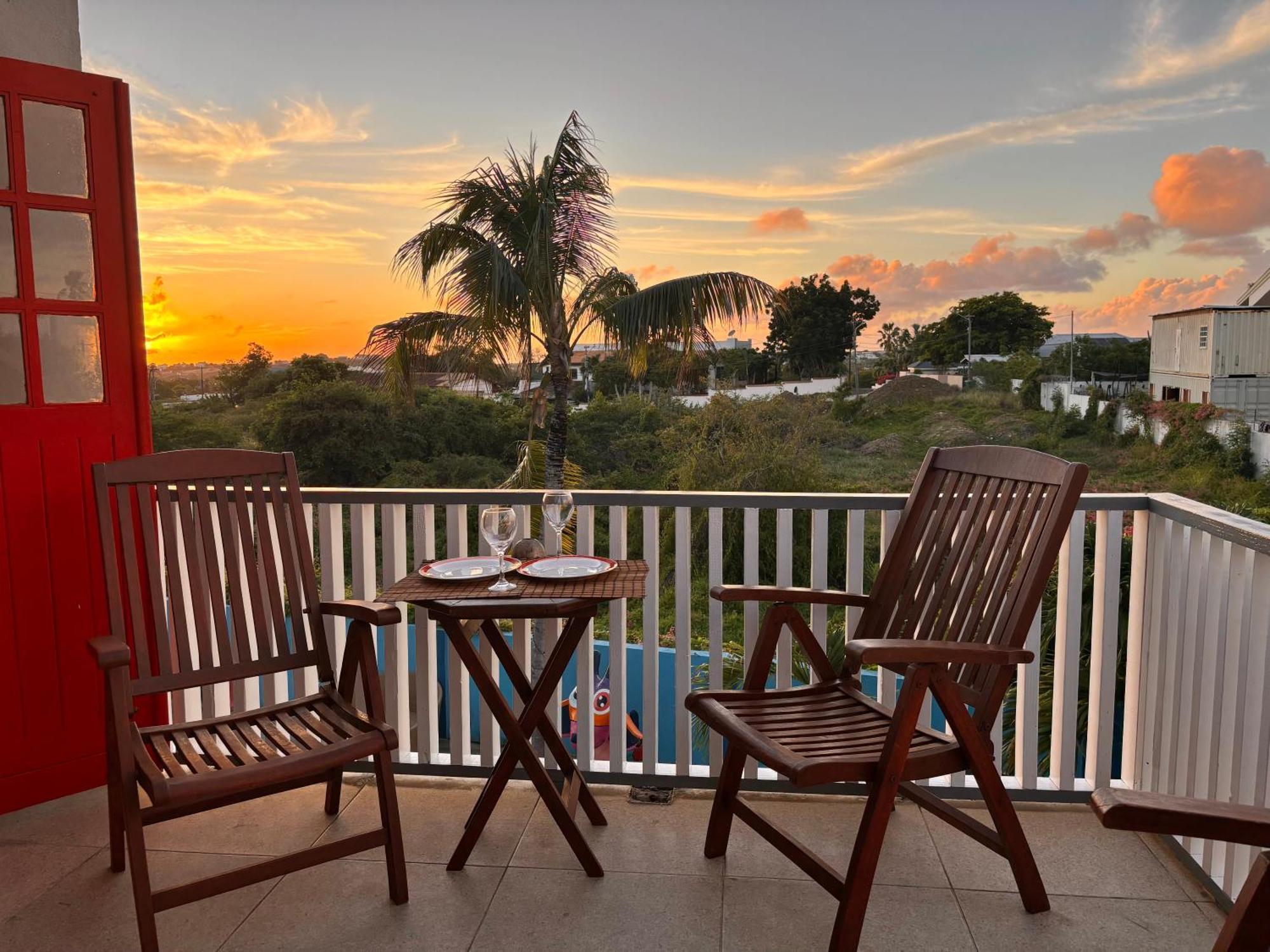 Advantage Apartments Curacao Willemstad Esterno foto